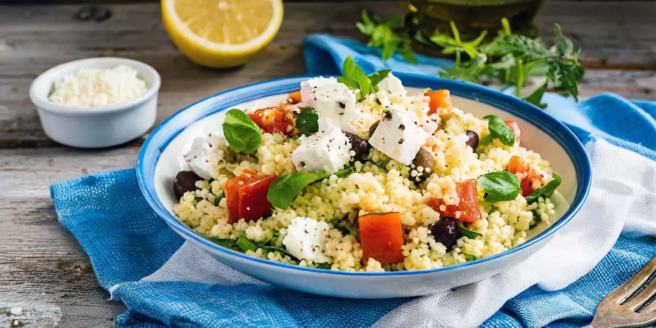 Couscous Salat mit Feta Käse nach „griechischer Art“
